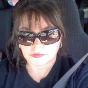 Meet your Posher, Leslie